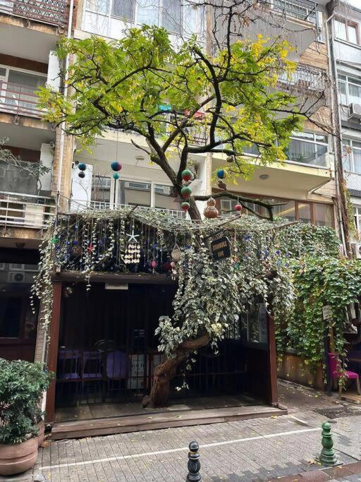 House In The Center Of Kadikoy Apartment Истанбул Екстериор снимка
