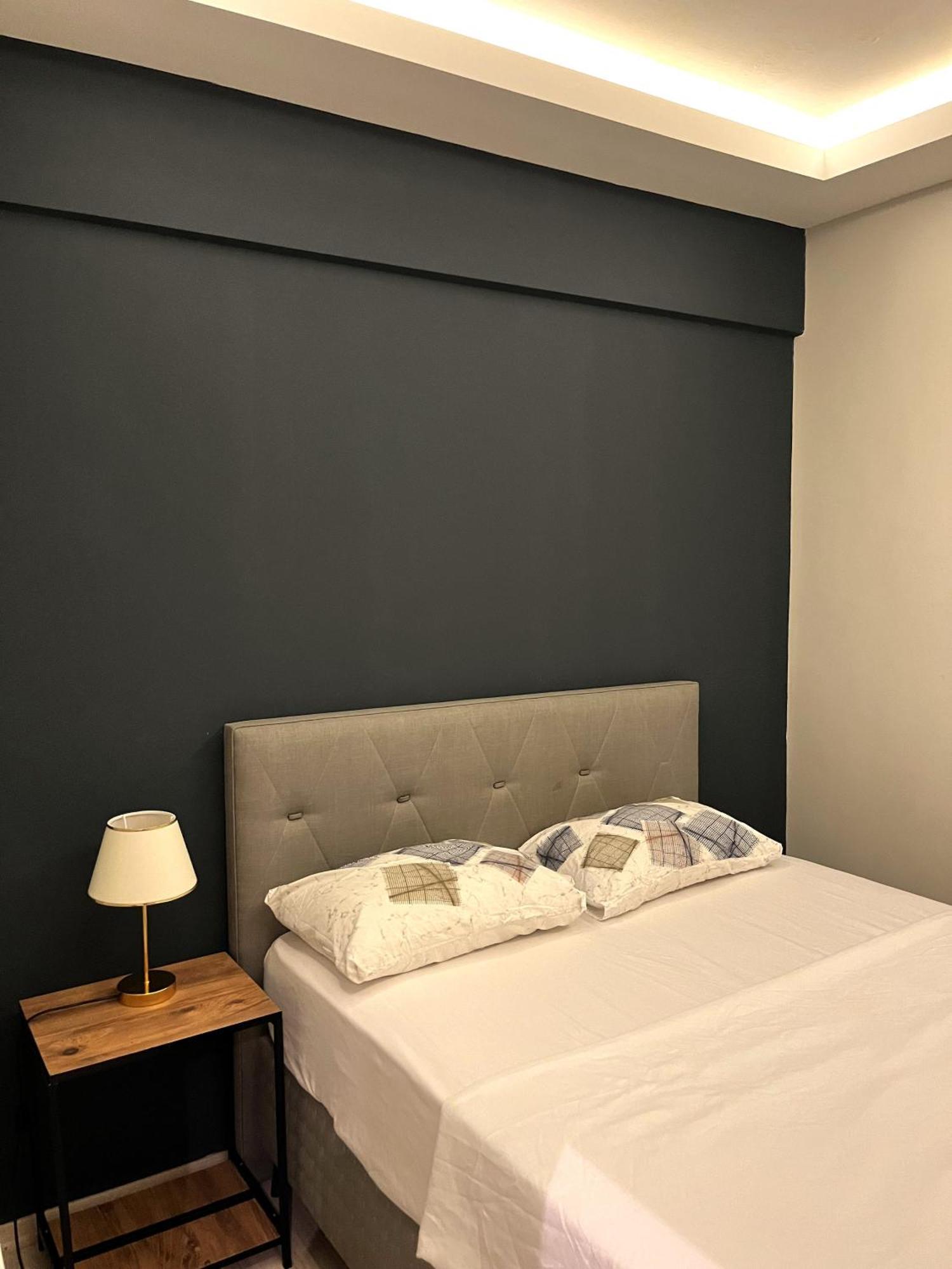 House In The Center Of Kadikoy Apartment Истанбул Екстериор снимка